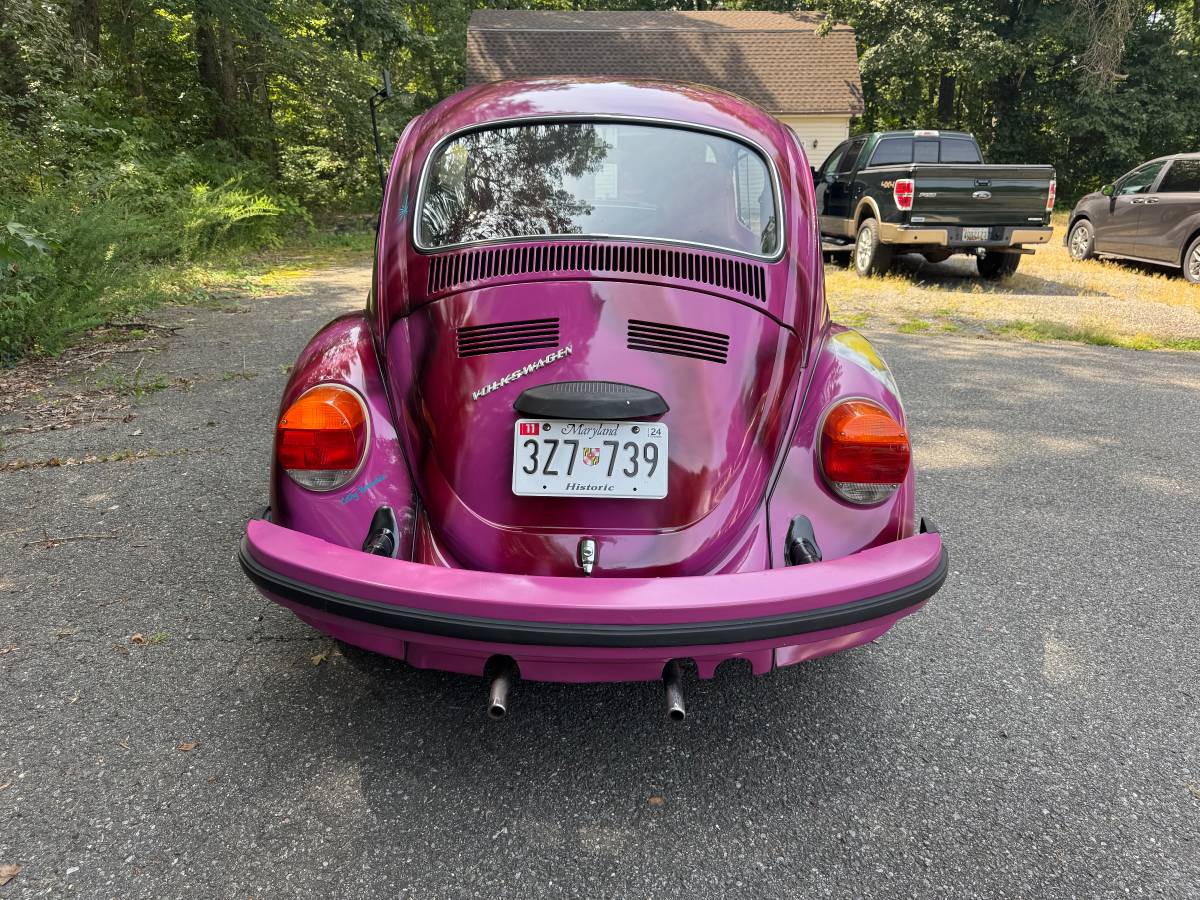Volkswagen-beetle-1975-3