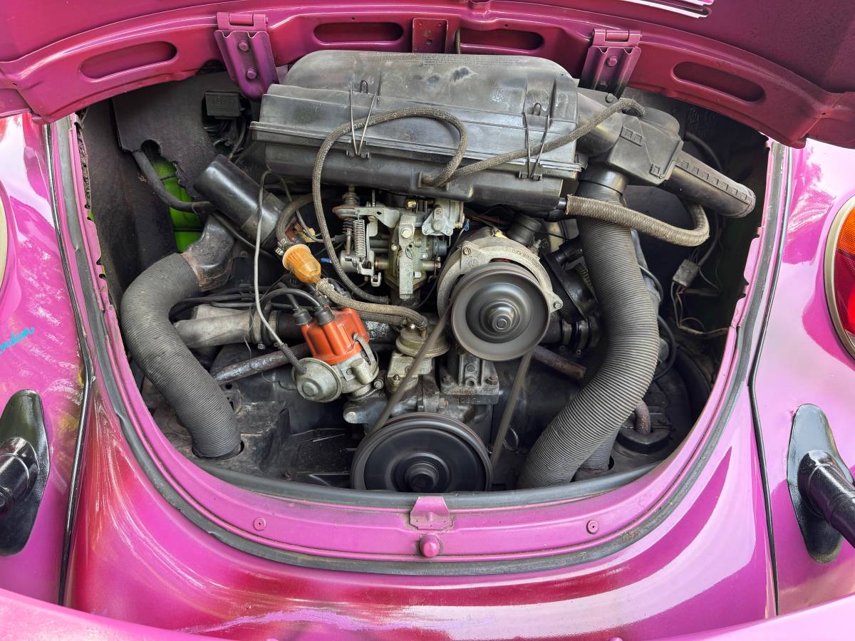Volkswagen-beetle-1975-5
