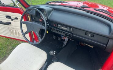 Volkswagen-beetle-cabrio.-1974-red-17