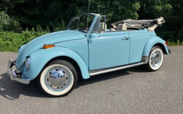 Volkswagen-beetle-convertible-1970-blue-1