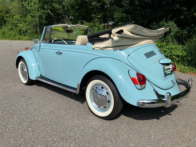 Volkswagen-beetle-convertible-1970-blue-12