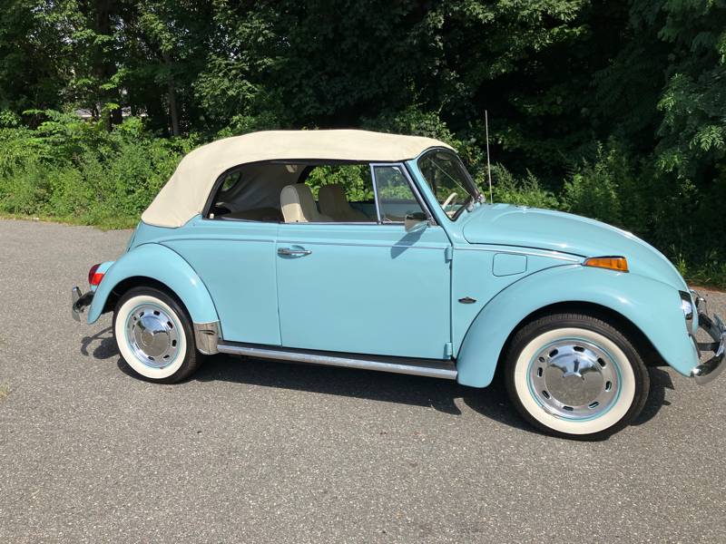 Volkswagen-beetle-convertible-1970-blue-14