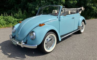 Volkswagen-beetle-convertible-1970-blue