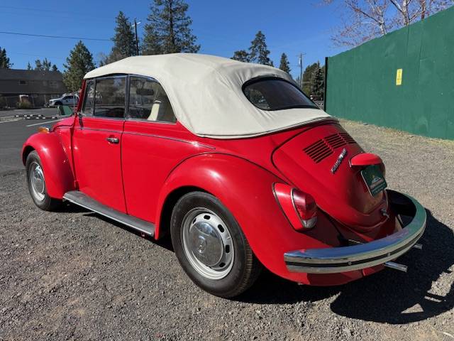 Volkswagen-beetle-convertible-1972-red-5