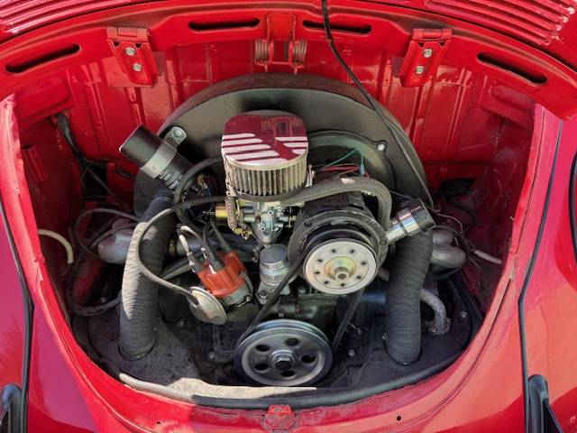 Volkswagen-beetle-convertible-1972-red-7