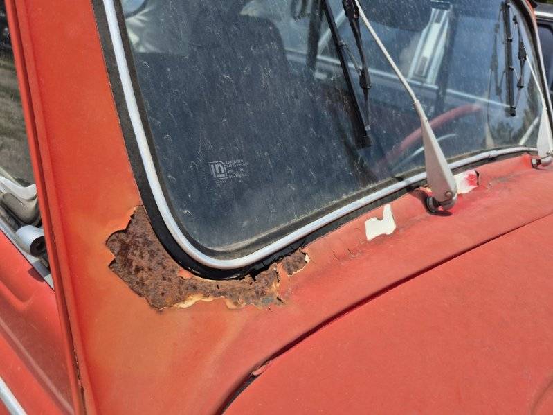 Volkswagen-beetle-karmann-1968-red-3