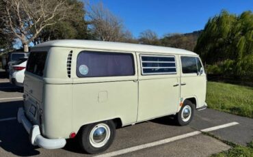 Volkswagen-bus-1969-2