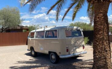 Volkswagen-bus-1971-4