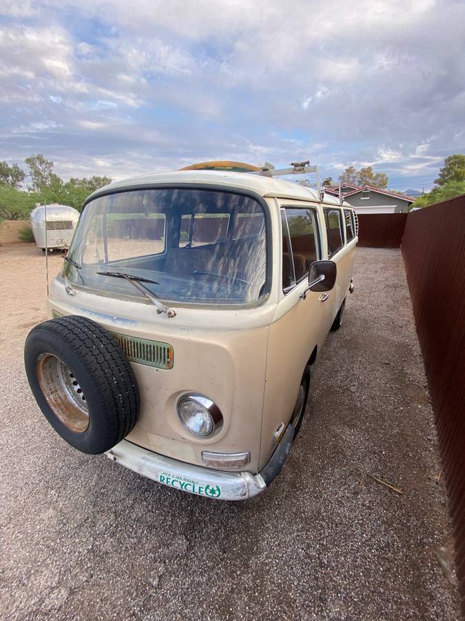 Volkswagen-bus-1971-4