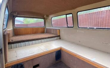 Volkswagen-bus-1971-7
