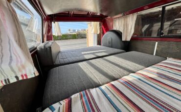 Volkswagen-bus-1971-red-16