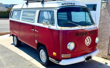 Volkswagen-bus-1971-red-4