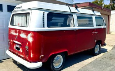 Volkswagen-bus-1971-red-6