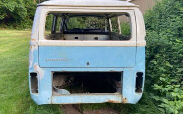 Volkswagen-bus-1972-3