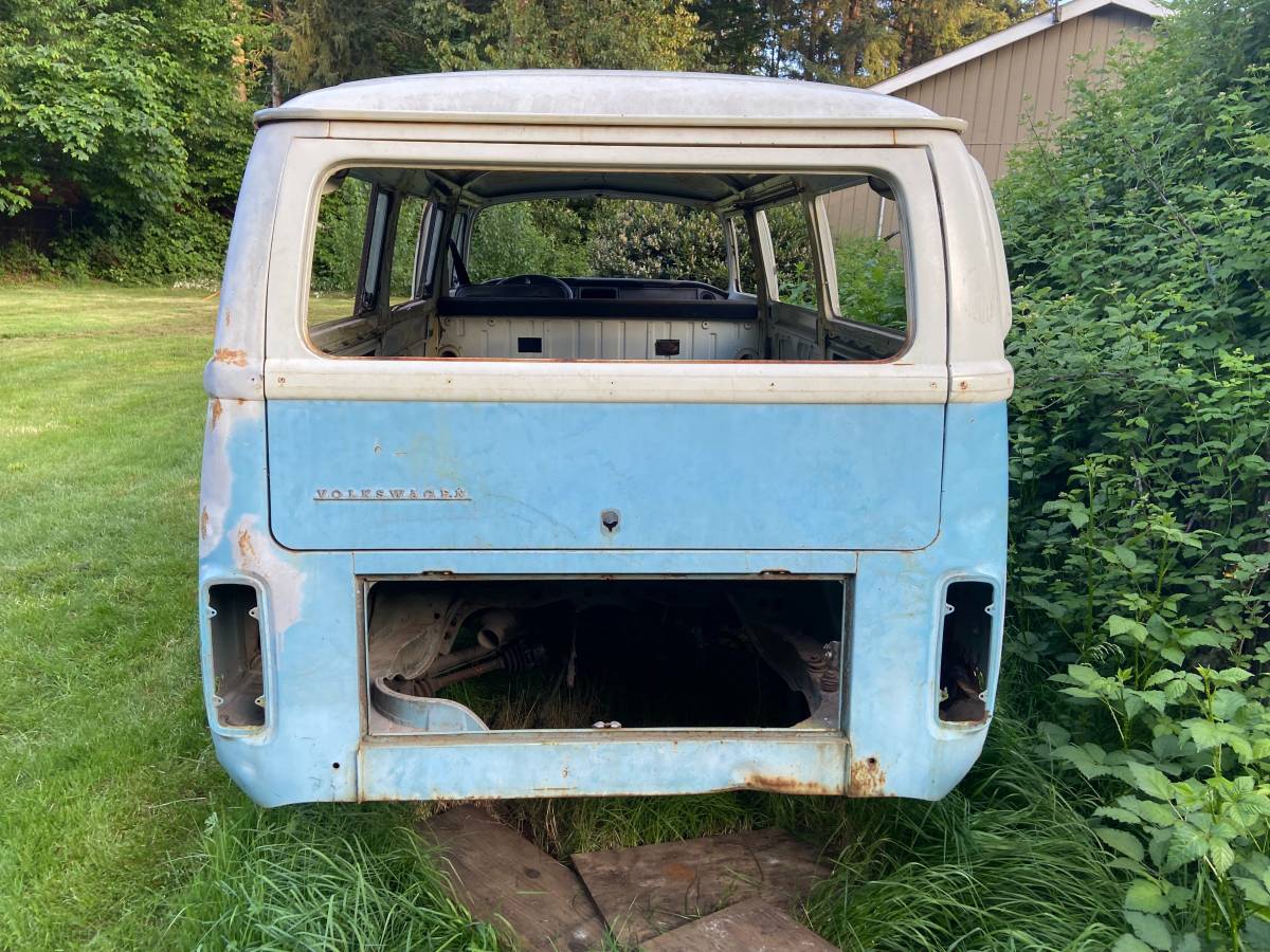 Volkswagen-bus-1972-3