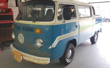 Volkswagen-bus-1978-blue