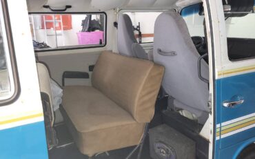 Volkswagen-bus-1978-blue-9