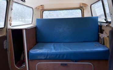 Volkswagen-bus-1978-brown-11