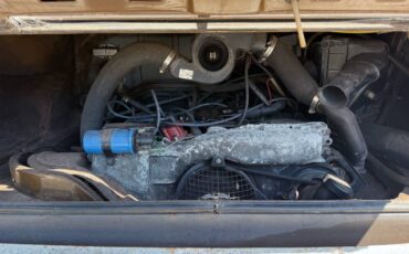 Volkswagen-bus-1978-brown-12