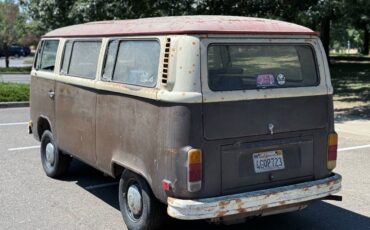 Volkswagen-bus-1978-brown-6