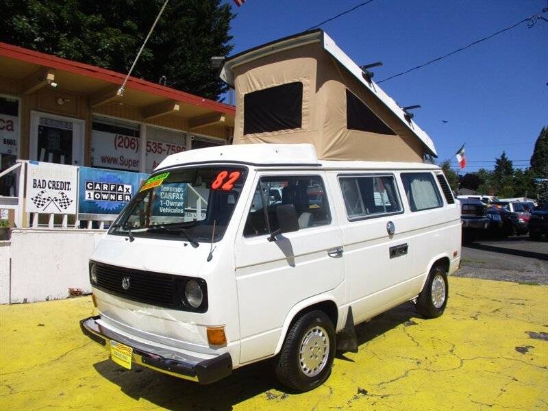 Volkswagen-busvanagon-camper-1982-white-1