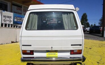 Volkswagen-busvanagon-camper-1982-white-12