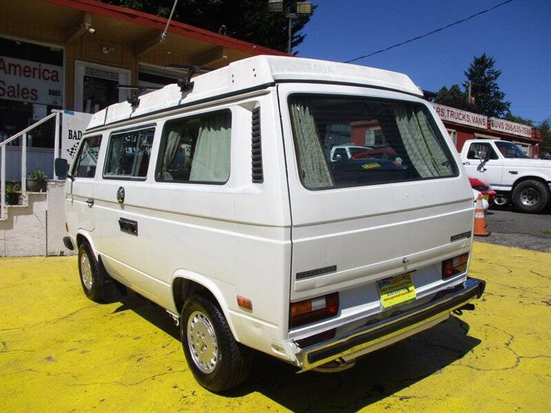 Volkswagen-busvanagon-camper-1982-white-14