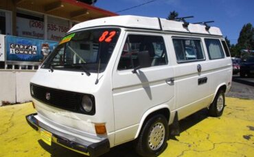 Volkswagen-busvanagon-camper-1982-white-18
