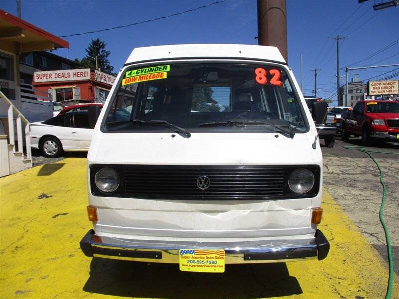 Volkswagen-busvanagon-camper-1982-white-3