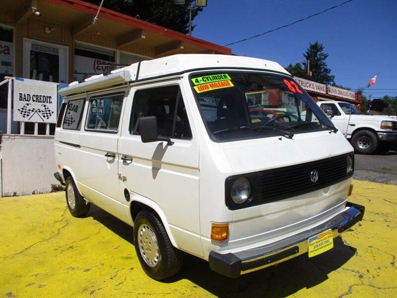 Volkswagen-busvanagon-camper-1982-white-5
