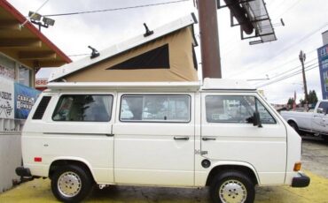 Volkswagen-busvanagon-camper-1982-white-6