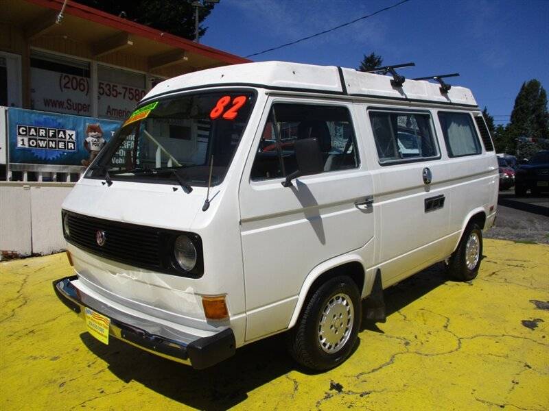 Volkswagen-busvanagon-camper-1982-white