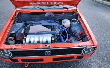 Volkswagen-cabrio-1985-orange-14