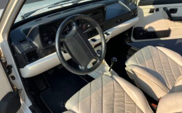 Volkswagen-cabrio-1991-white-14