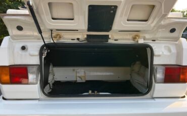 Volkswagen-cabrio-1991-white-16