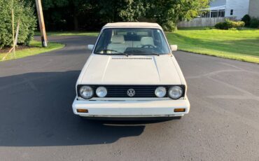 Volkswagen-cabrio-1991-white-3