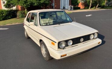Volkswagen-cabrio-1991-white-4