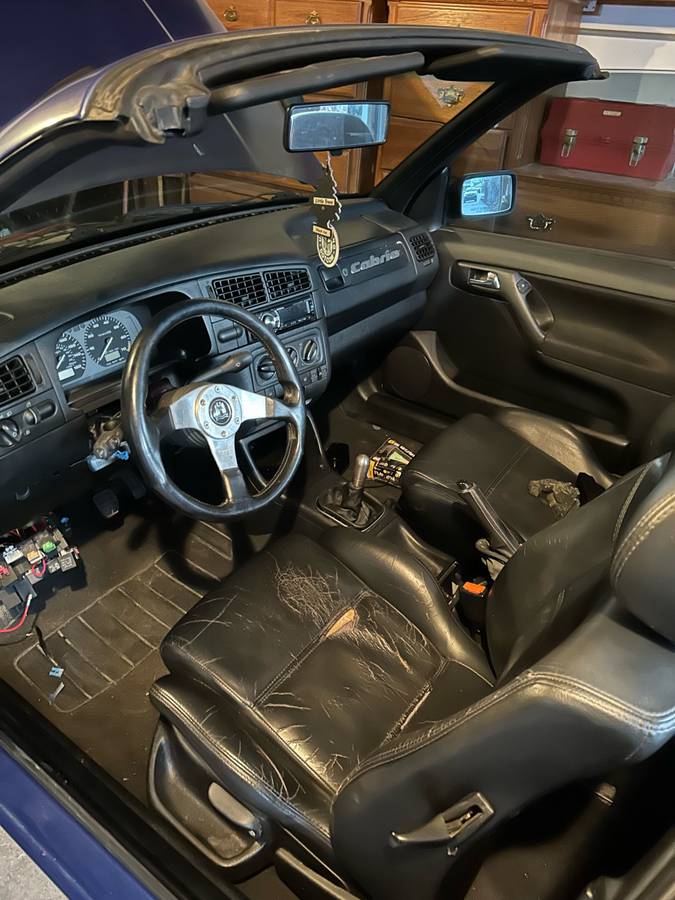 Volkswagen-cabrio-gls-1995-blue-8