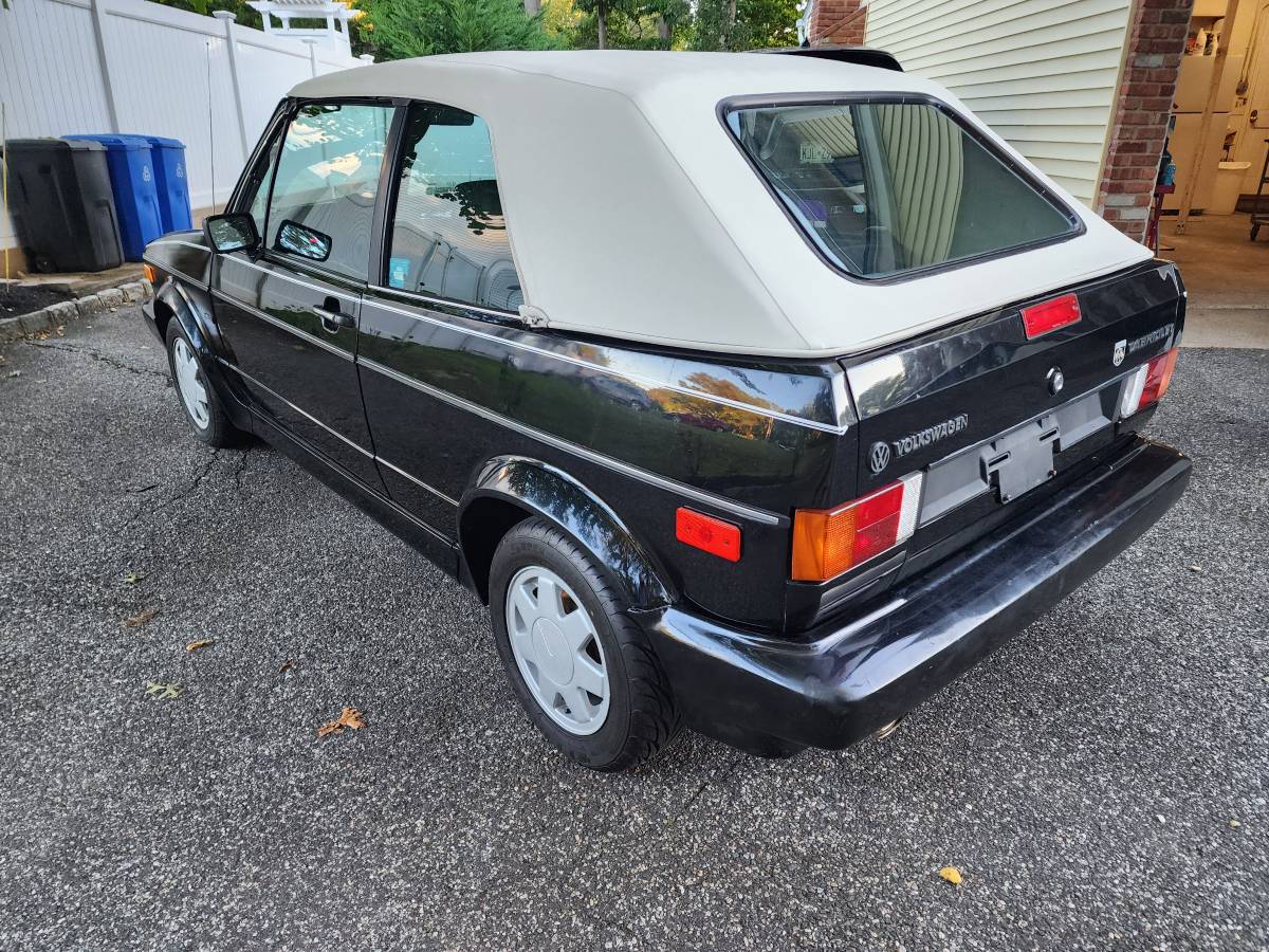 Volkswagen-cabriolet-1988-4