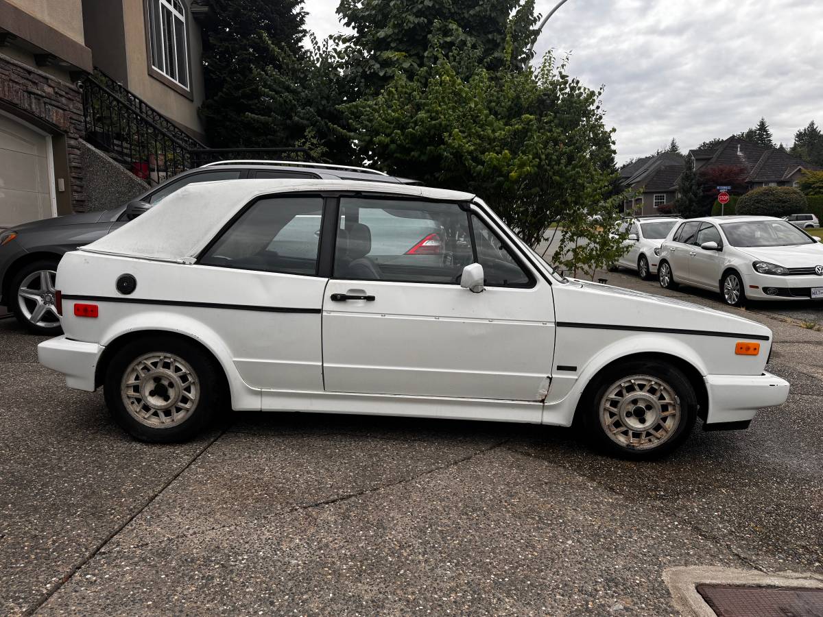 Volkswagen-cabriolet-1989-white-2