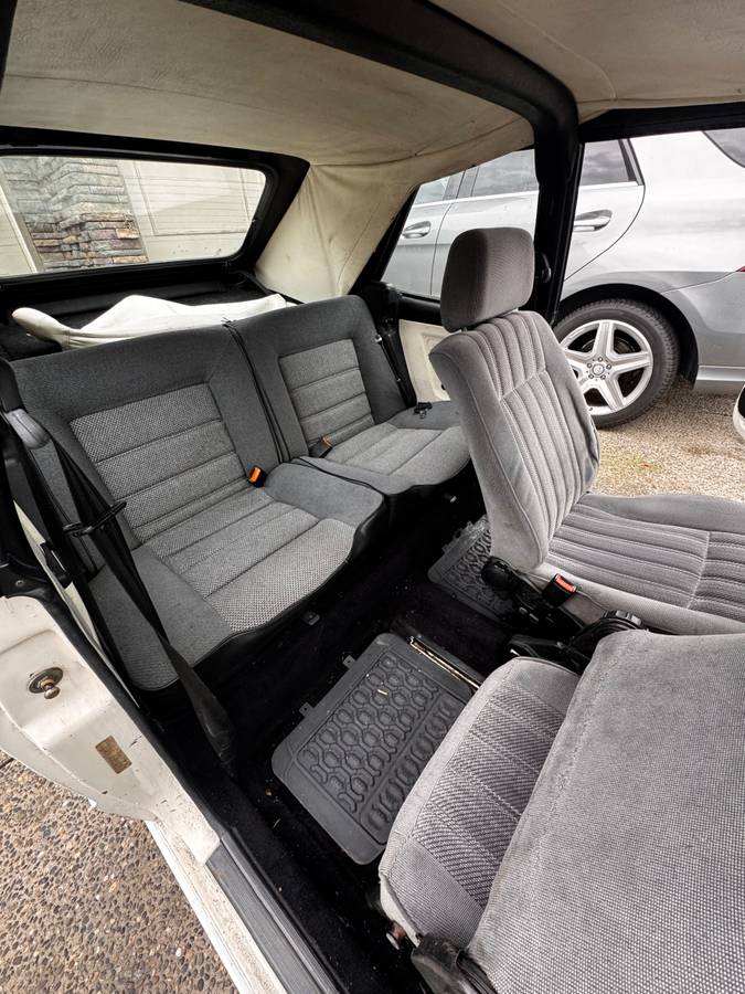 Volkswagen-cabriolet-1989-white-9