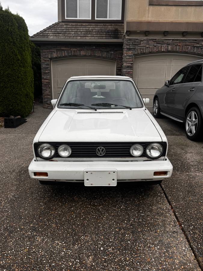 Volkswagen-cabriolet-1989-white