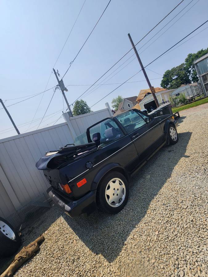 Volkswagen-cabriolet-1991-blue-3