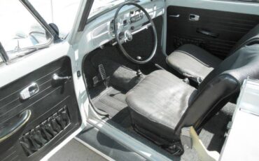 Volkswagen-convertible-1967-grey-4