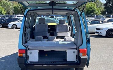 Volkswagen-eurovan-1993-custom-23