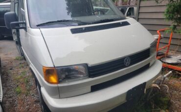 Volkswagen-eurovan-camper-1993-white-5