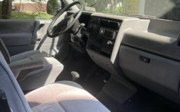 Volkswagen-eurovan-mv-1993-2