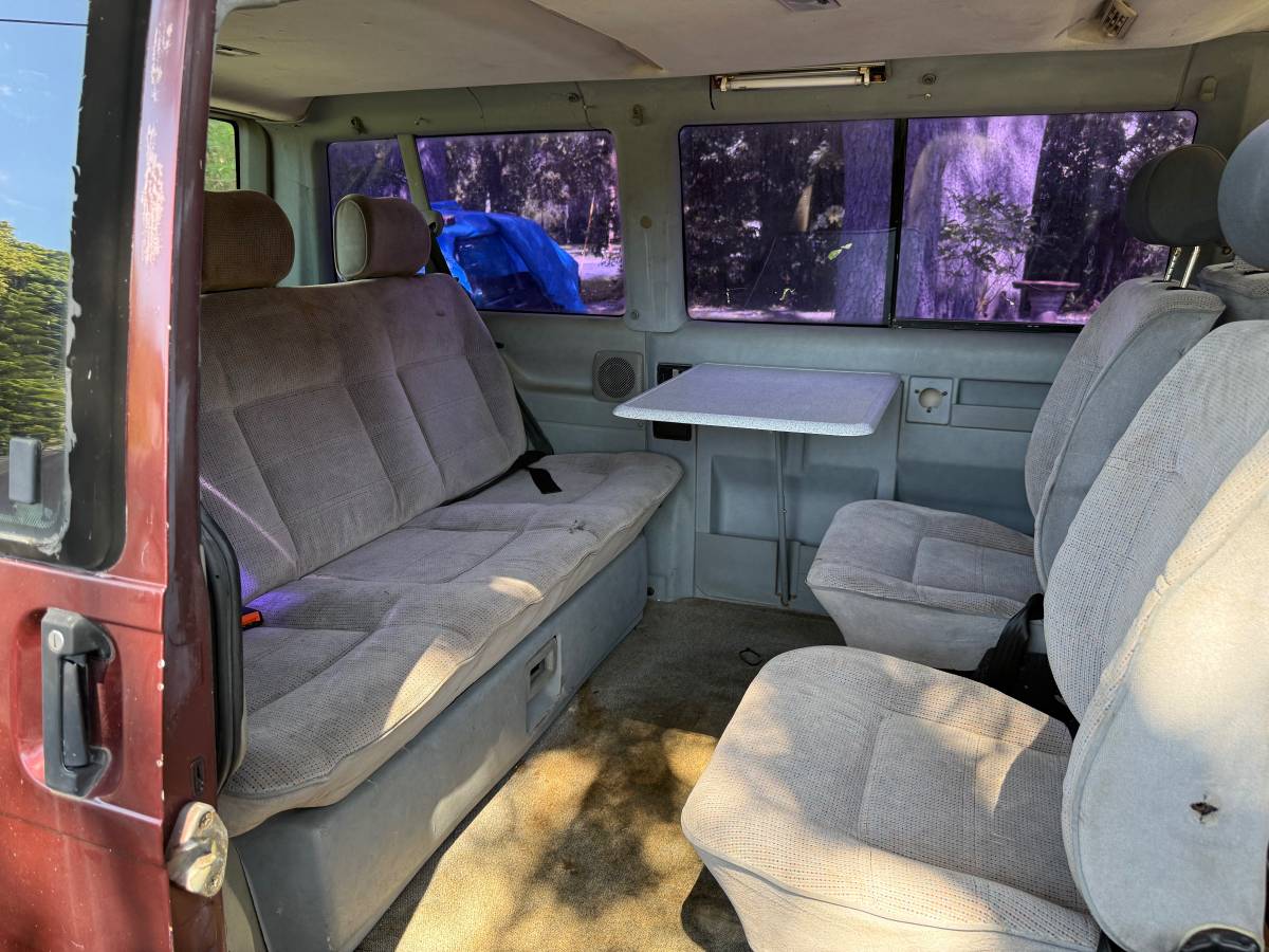 Volkswagen-eurovan-mv-1993-7