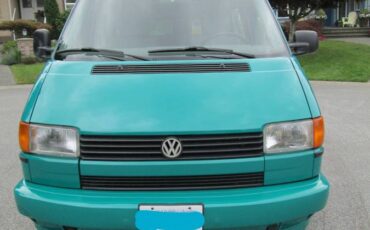 Volkswagen-eurovan-westfalia-1995-green-13
