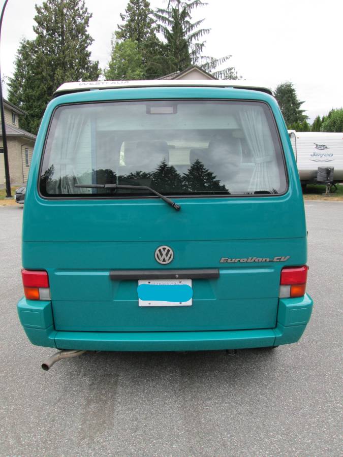 Volkswagen-eurovan-westfalia-1995-green-14